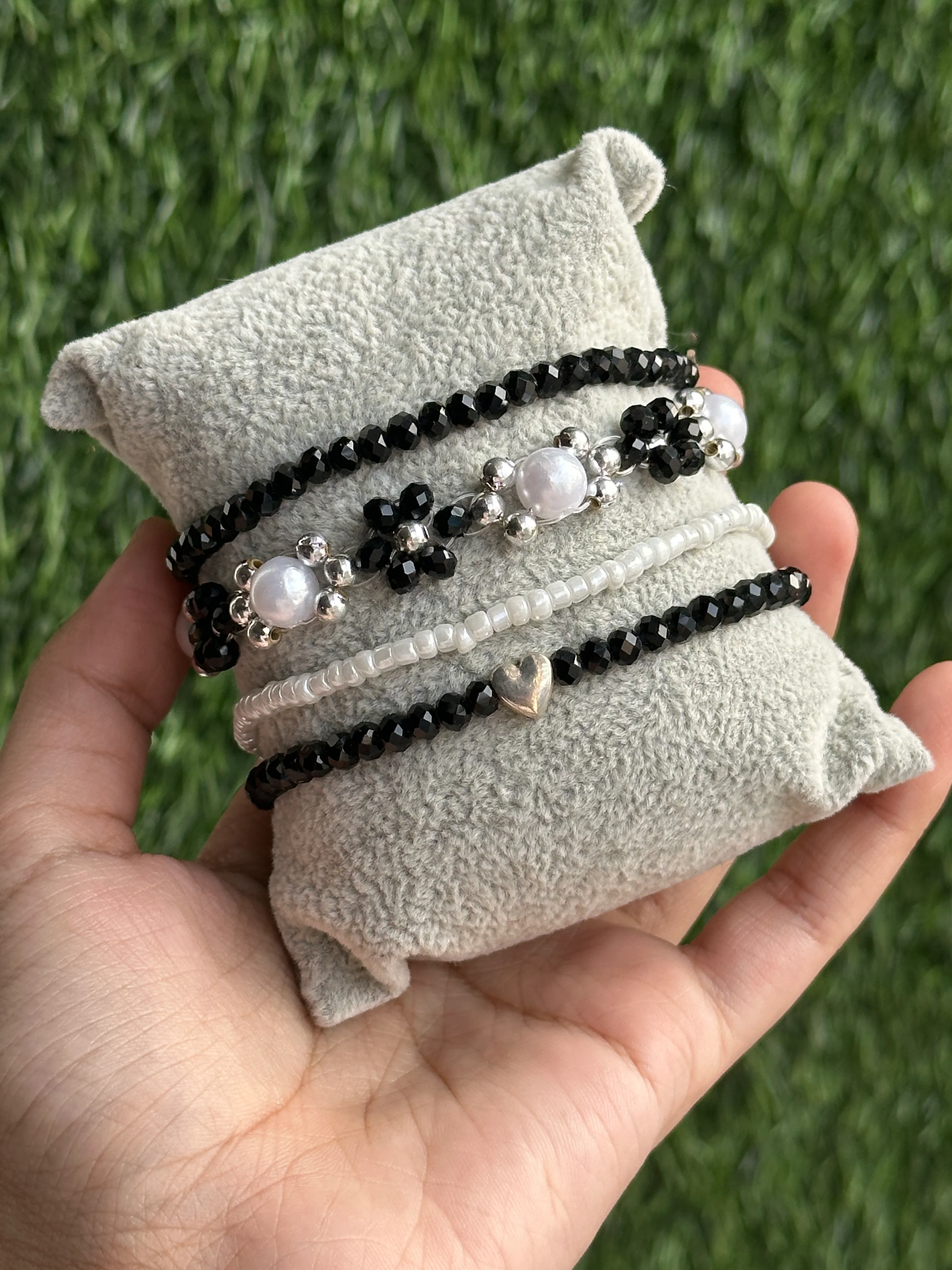 Black beaded set
