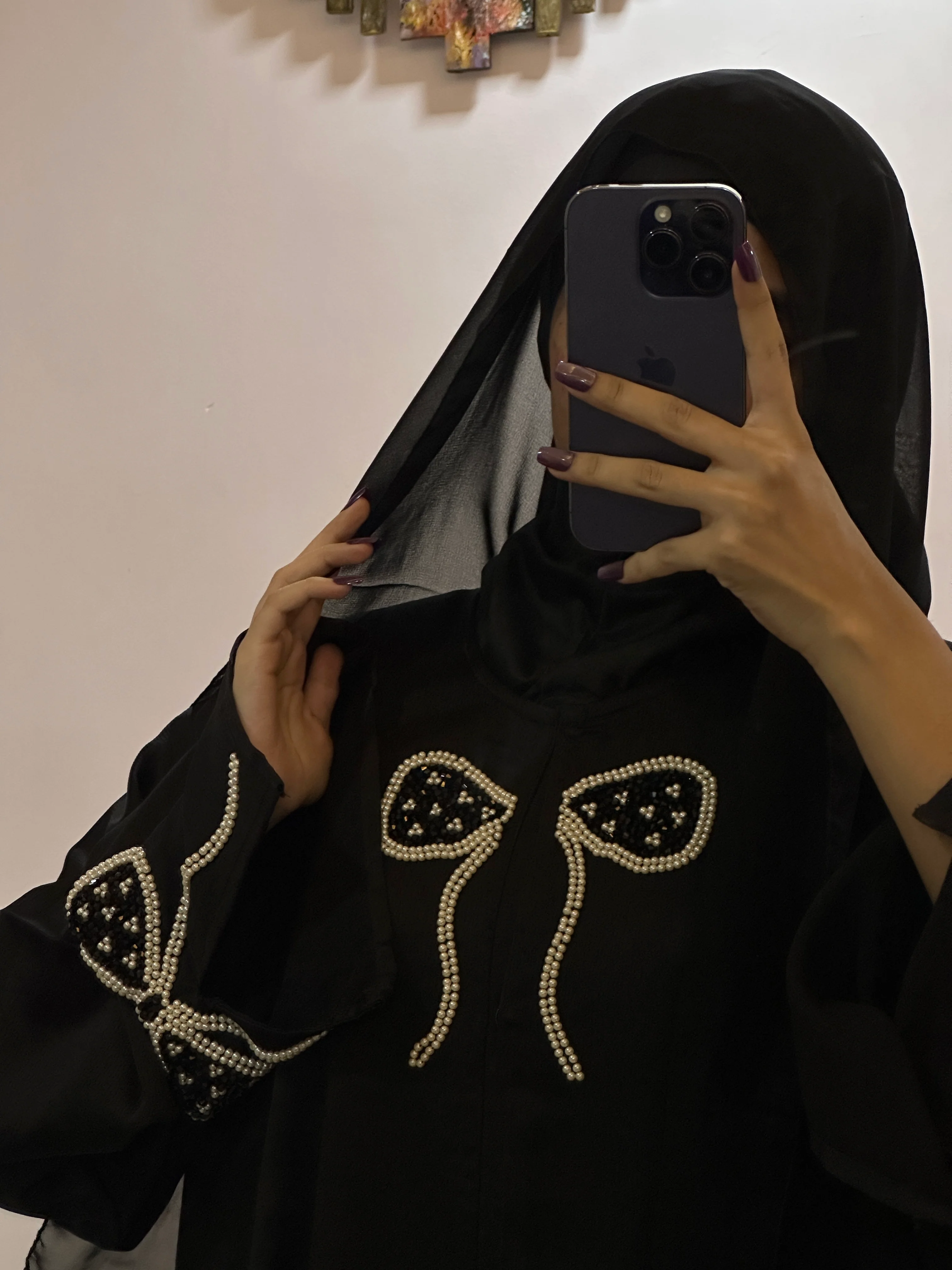 Luxurious Bow Abaya - Perfect For Party Wear - Image 5